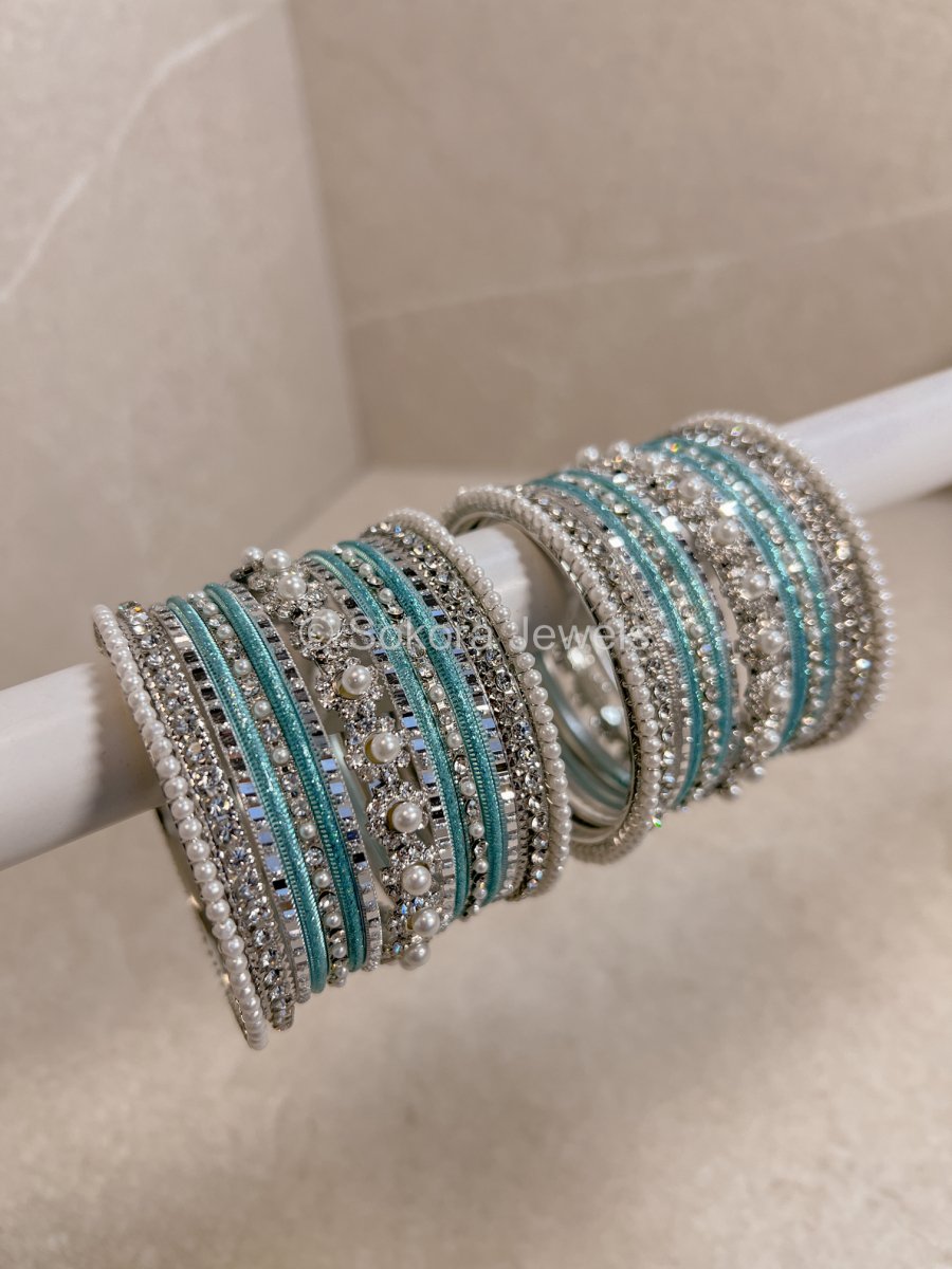 Small Silver & Blue Daisy Bangle set - SOKORA JEWELSSmall Silver & Blue Daisy Bangle setBANGLES