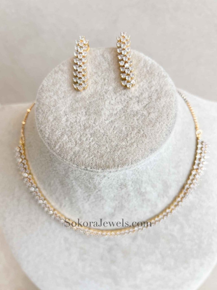 Small Simple Diamante Set - SOKORA JEWELSSmall Simple Diamante SetNECKLACE SETS
