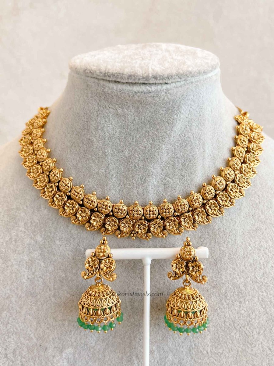 South Indian Necklace Set with Green Beads - SOKORA JEWELSSouth Indian Necklace Set with Green Beads