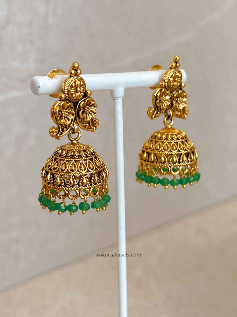 South Indian Necklace Set with Green Beads - SOKORA JEWELSSouth Indian Necklace Set with Green Beads