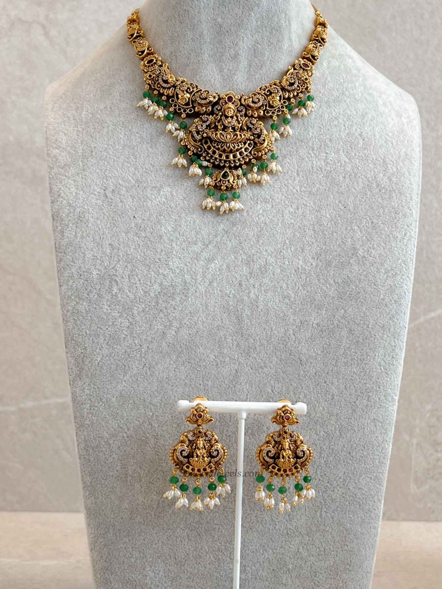 South Indian Temple Lakshmi Pendant Necklace Set - SOKORA JEWELSSouth Indian Temple Lakshmi Pendant Necklace Set