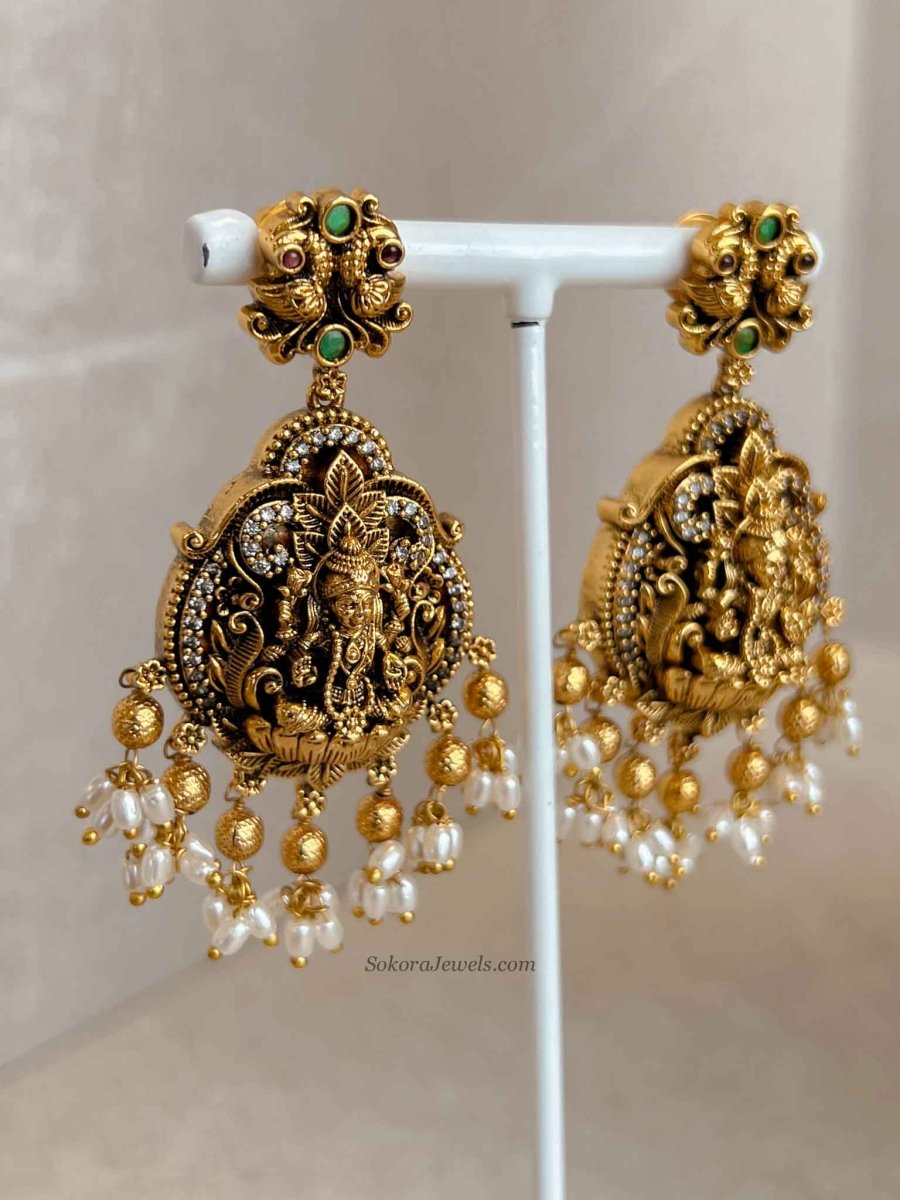South Indian Temple Lakshmi Pendant Necklace Set with Pearls - SOKORA JEWELSSouth Indian Temple Lakshmi Pendant Necklace Set with Pearls