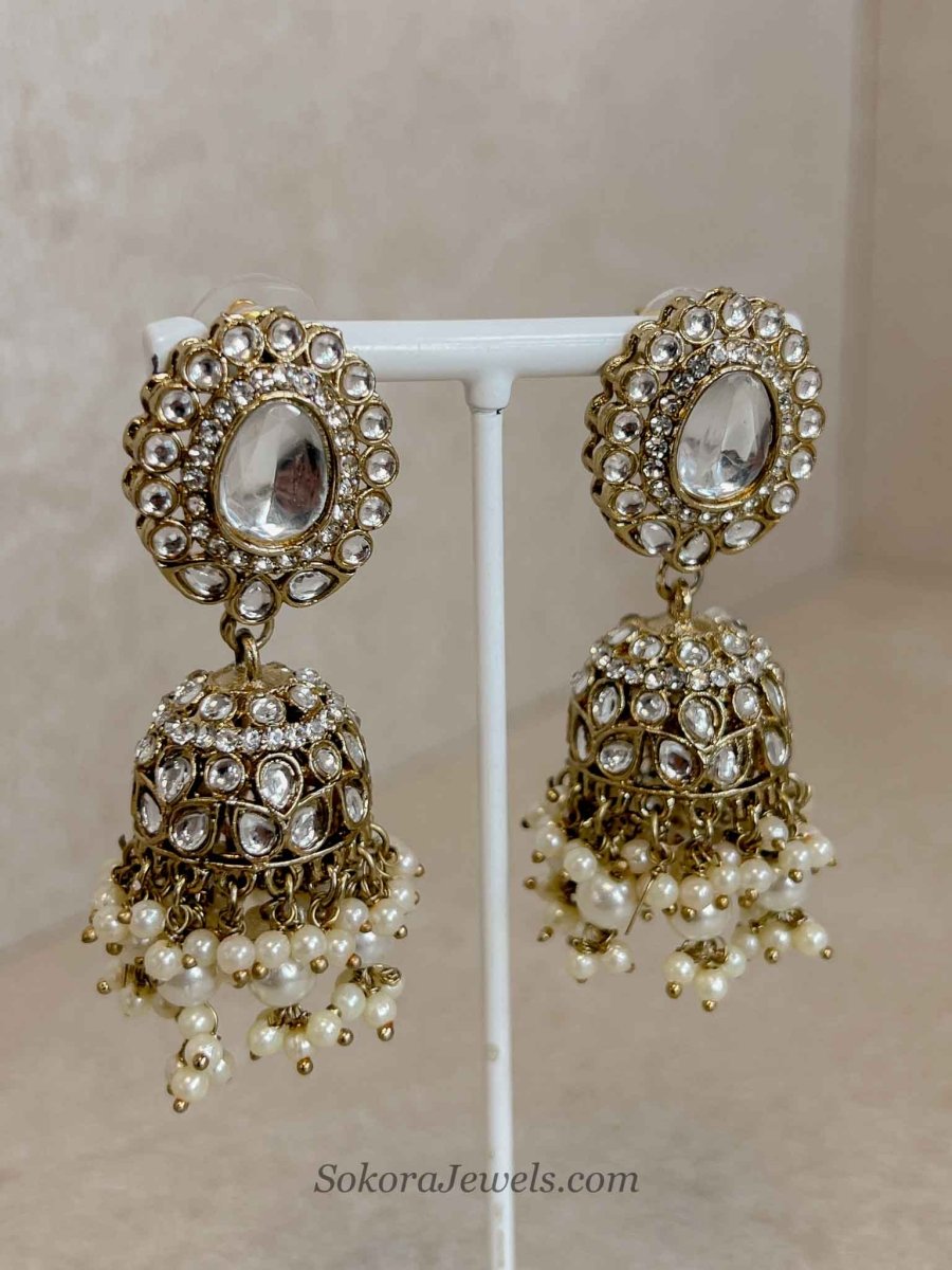 Statement Antique Gold & Pearl Faux Kundan Set - SOKORA JEWELSStatement Antique Gold & Pearl Faux Kundan SetNECKLACE SETS