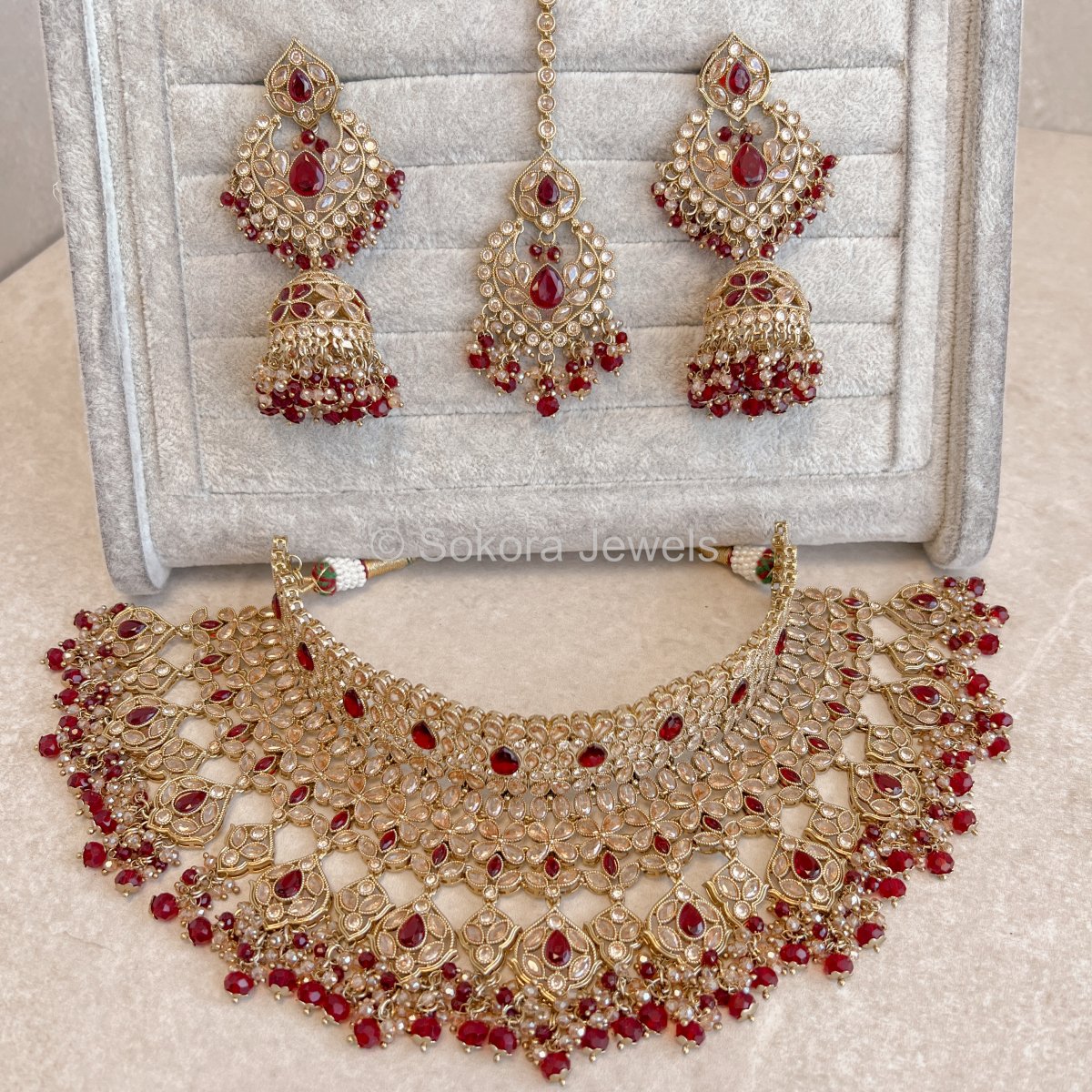 Sukhi Bridal Jewellery Set - Maroon - SOKORA JEWELSSukhi Bridal Jewellery Set - Maroon