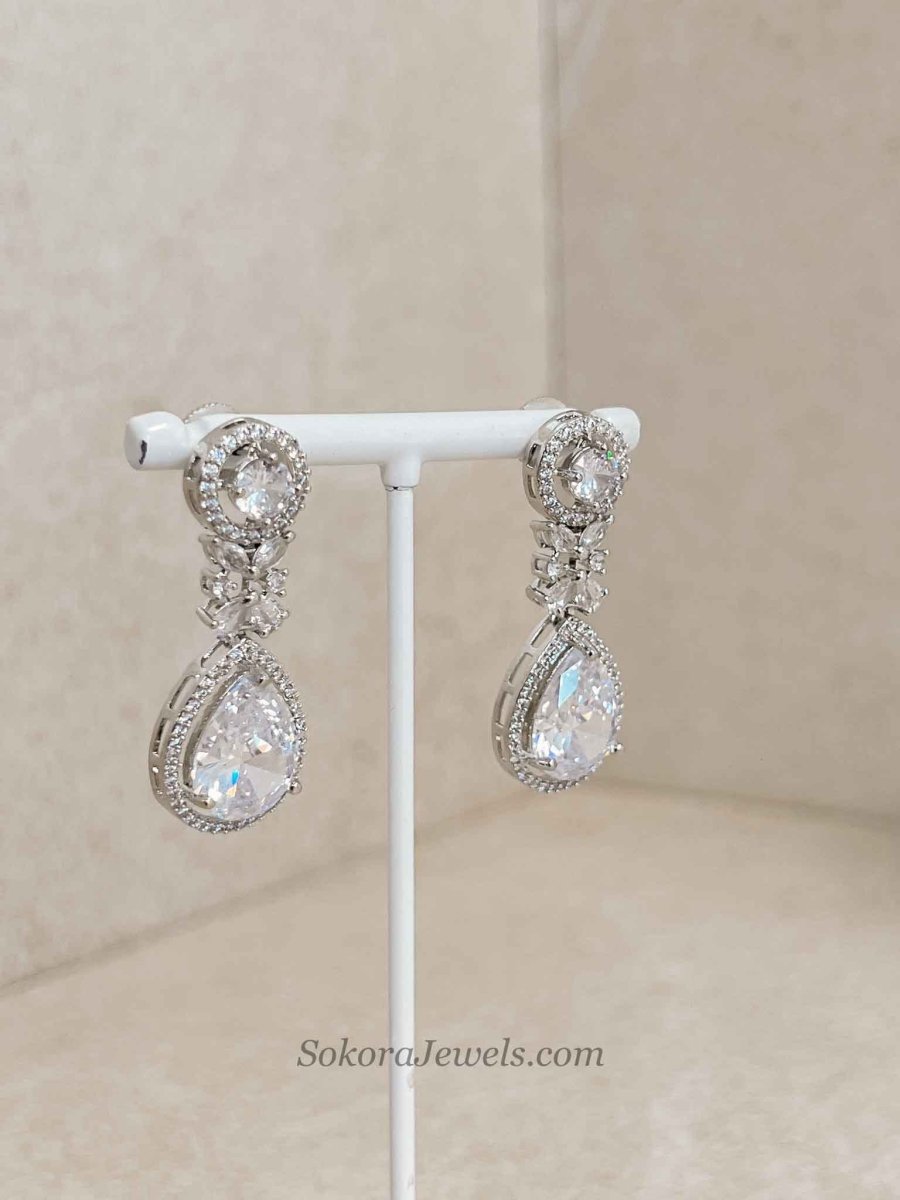 Suman Silver American Diamond Set - SOKORA JEWELSSuman Silver American Diamond SetNECKLACE SETS