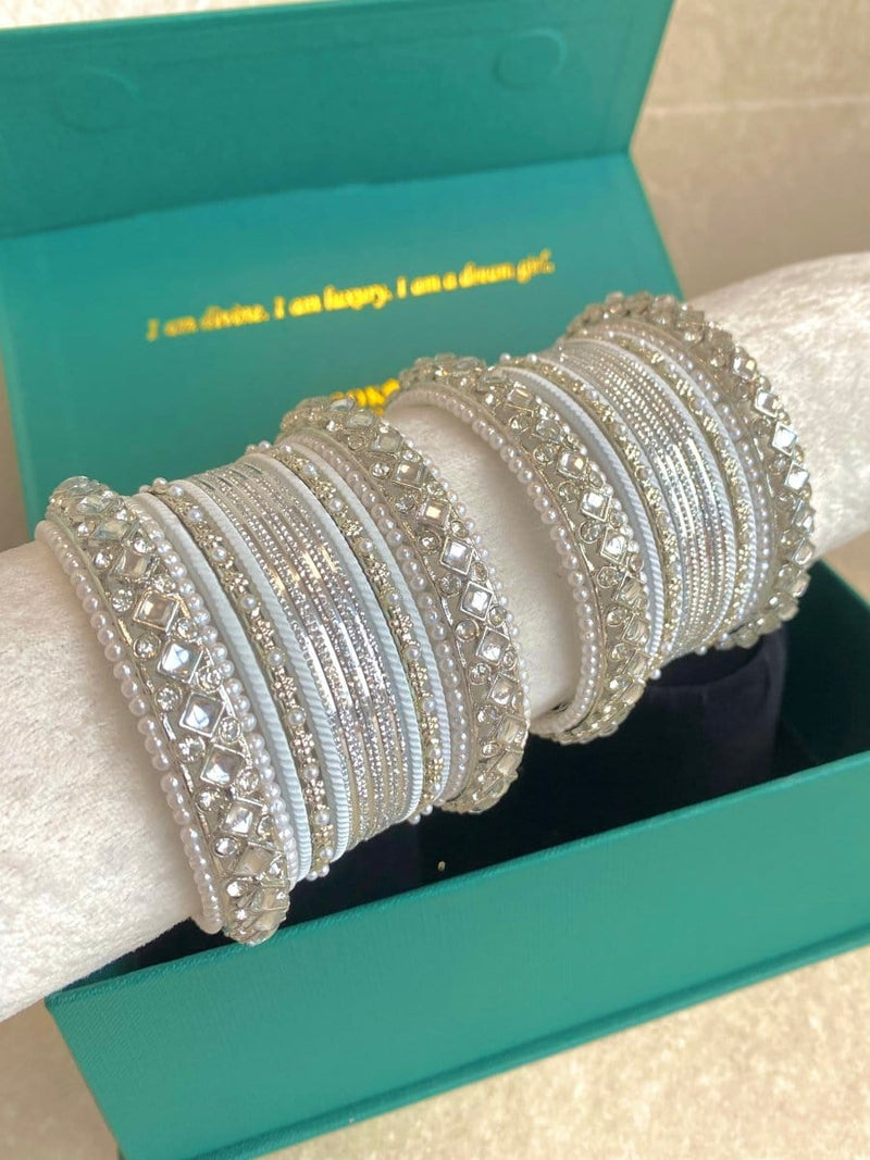 Taanvi Small Bangle Set - White/Silver - SOKORA JEWELSTaanvi Small Bangle Set - White/SilverBANGLES
