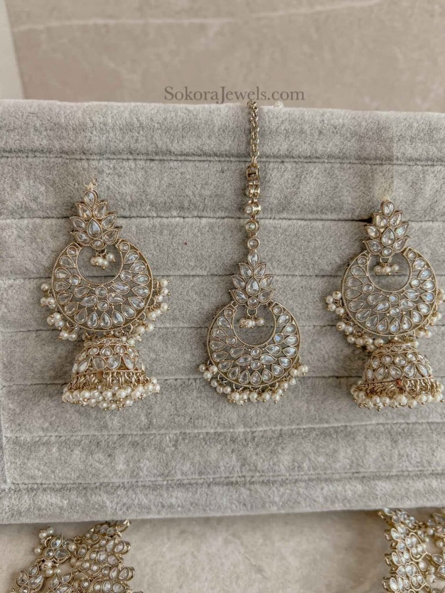 Taara Bridal Set - Clear Crystals & Pearl Beads - SOKORA JEWELSTaara Bridal Set - Clear Crystals & Pearl Beads