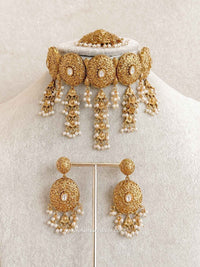 Tasselled Gold Tone Kundan Pearl Choker Set - SOKORA JEWELSTasselled Gold Tone Kundan Pearl Choker SetNECKLACE SETS