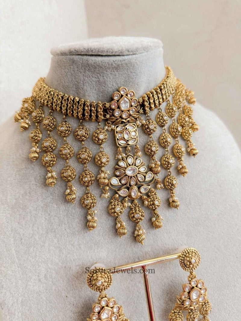 Tasselled Kundan Choker set - SOKORA JEWELSTasselled Kundan Choker setNECKLACE SETS