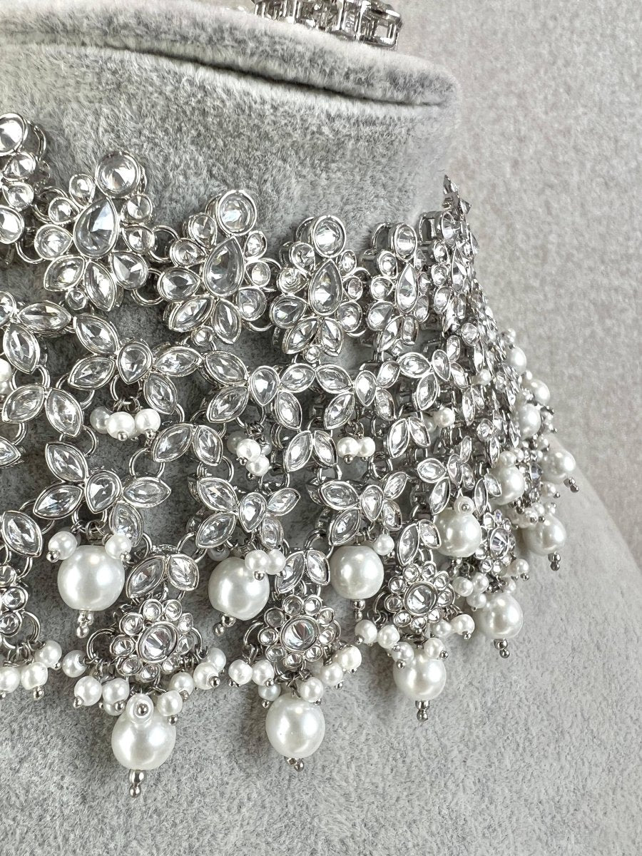 Tayyaba Necklace set - Silver - SOKORA JEWELSTayyaba Necklace set - Silver