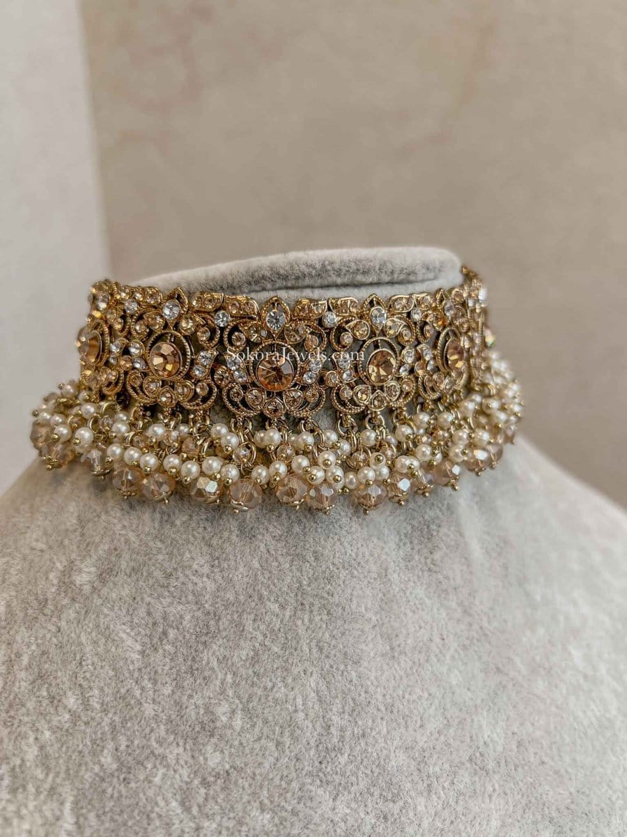 Tehmeena Choker - Clear and Gold - SOKORA JEWELSTehmeena Choker - Clear and GoldChoker Sets