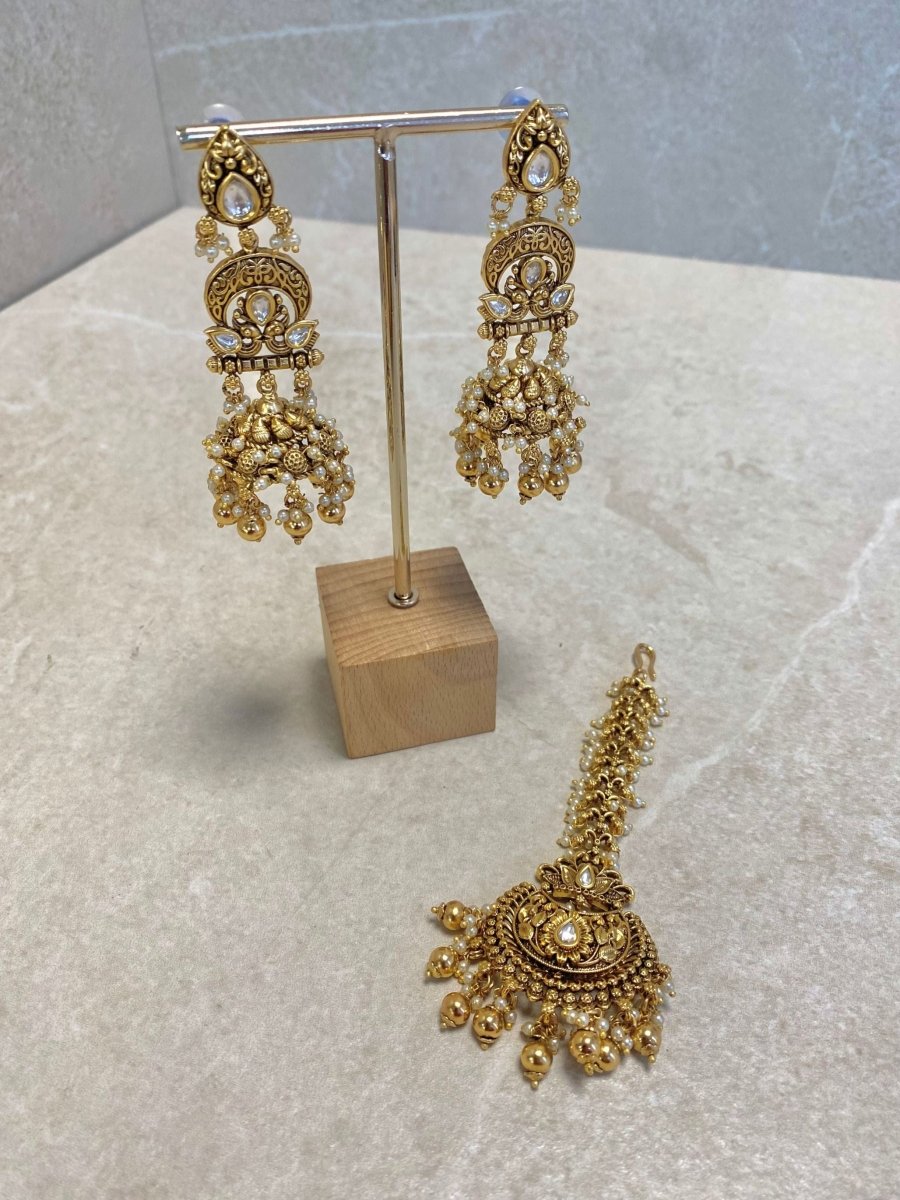 Temple Style Jhumka Earrings & Tikka Set - SOKORA JEWELSTemple Style Jhumka Earrings & Tikka Set