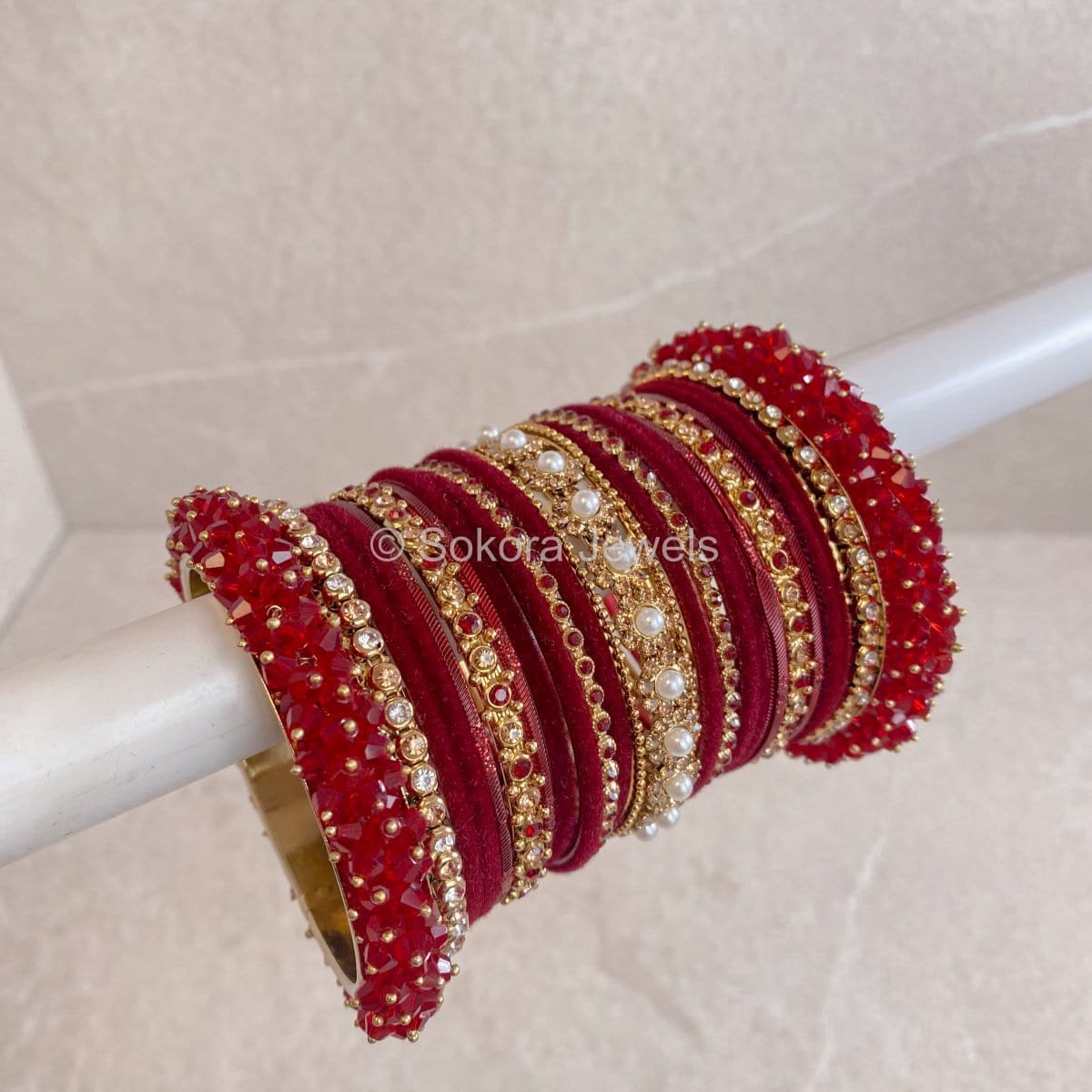Thanjina Crystals Bangle stack Maroon – SOKORA JEWELS