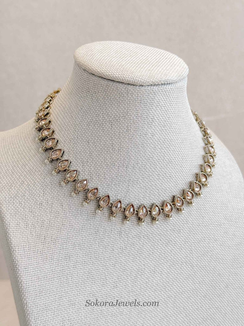 Thin Antique Gold Crystal Necklace - SOKORA JEWELSThin Antique Gold Crystal NecklaceChoker Sets
