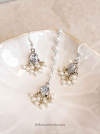 Tiny Silver & Pearl Earring and Tikka set - SOKORA JEWELSTiny Silver & Pearl Earring and Tikka set