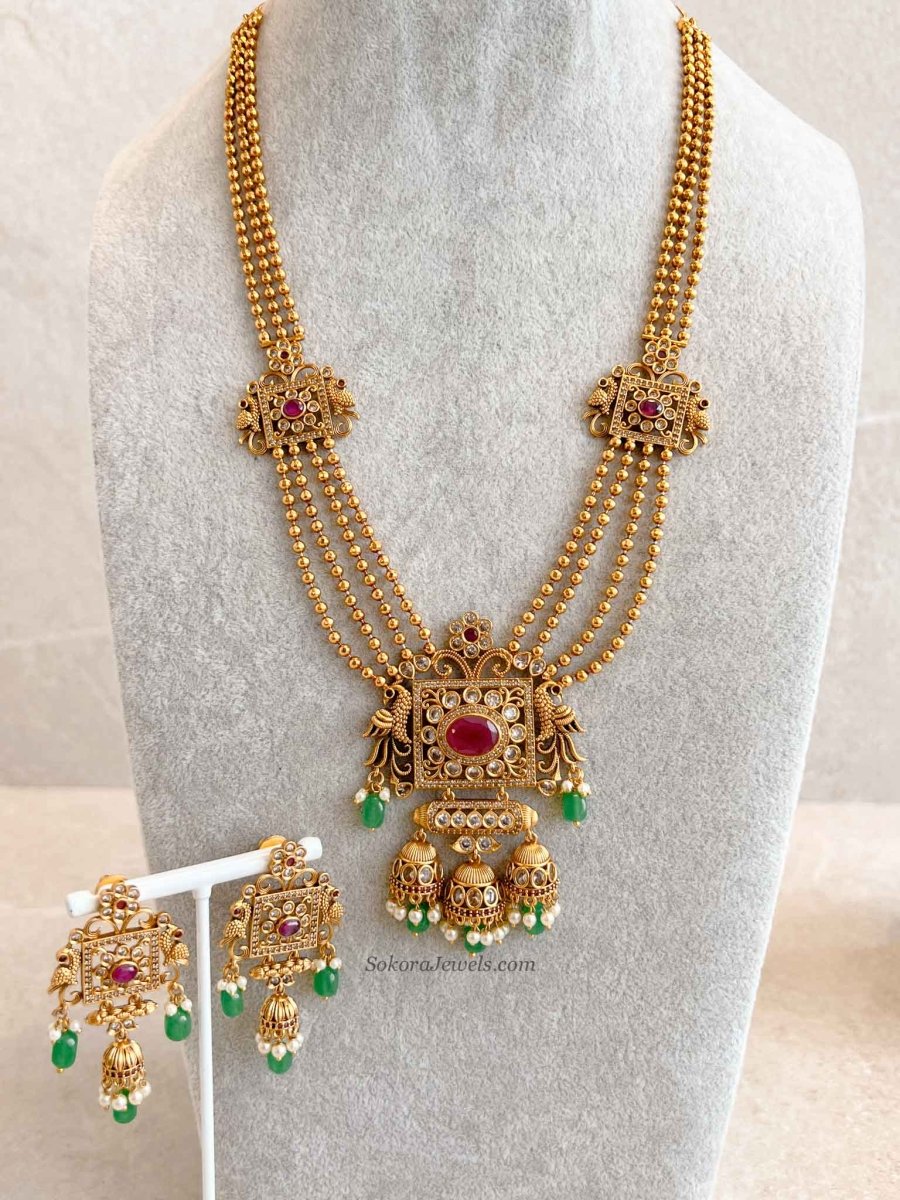Traditional Square Pendant Mala Set with Ruby and Green Stones - SOKORA JEWELSTraditional Square Pendant Mala Set with Ruby and Green Stones
