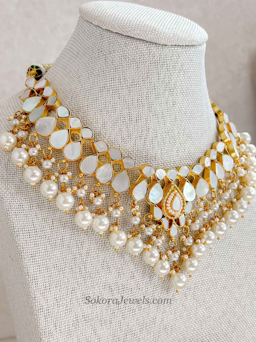 V-Shape Mother of Pearl Necklace and Earring Set – Gold Plated - SOKORA JEWELSV-Shape Mother of Pearl Necklace and Earring Set – Gold Plated