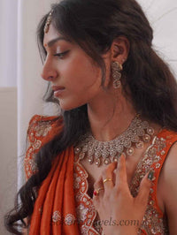 Yashnee Golden Bridal Necklace Set - SOKORA JEWELSYashnee Golden Bridal Necklace Set