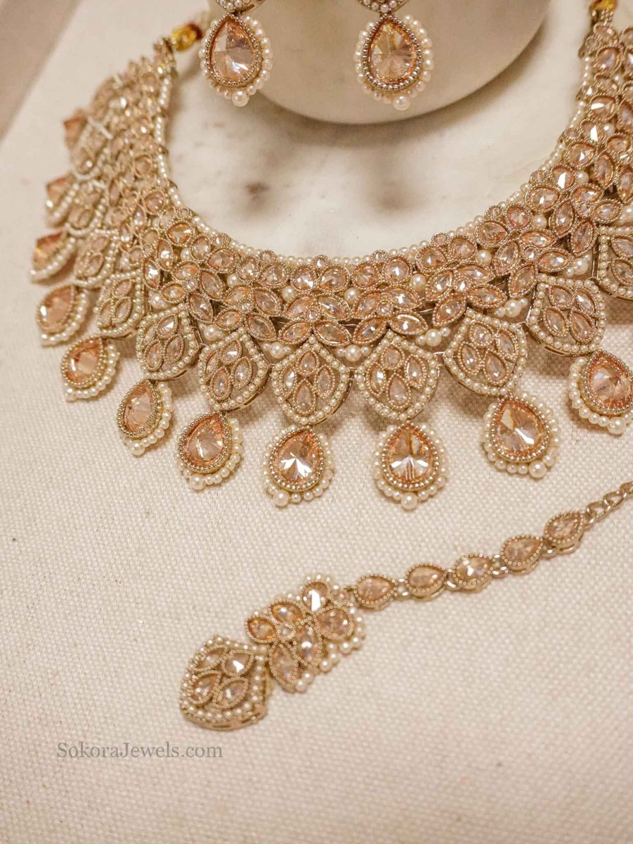 Yashnee Golden Bridal Necklace Set - SOKORA JEWELSYashnee Golden Bridal Necklace Set