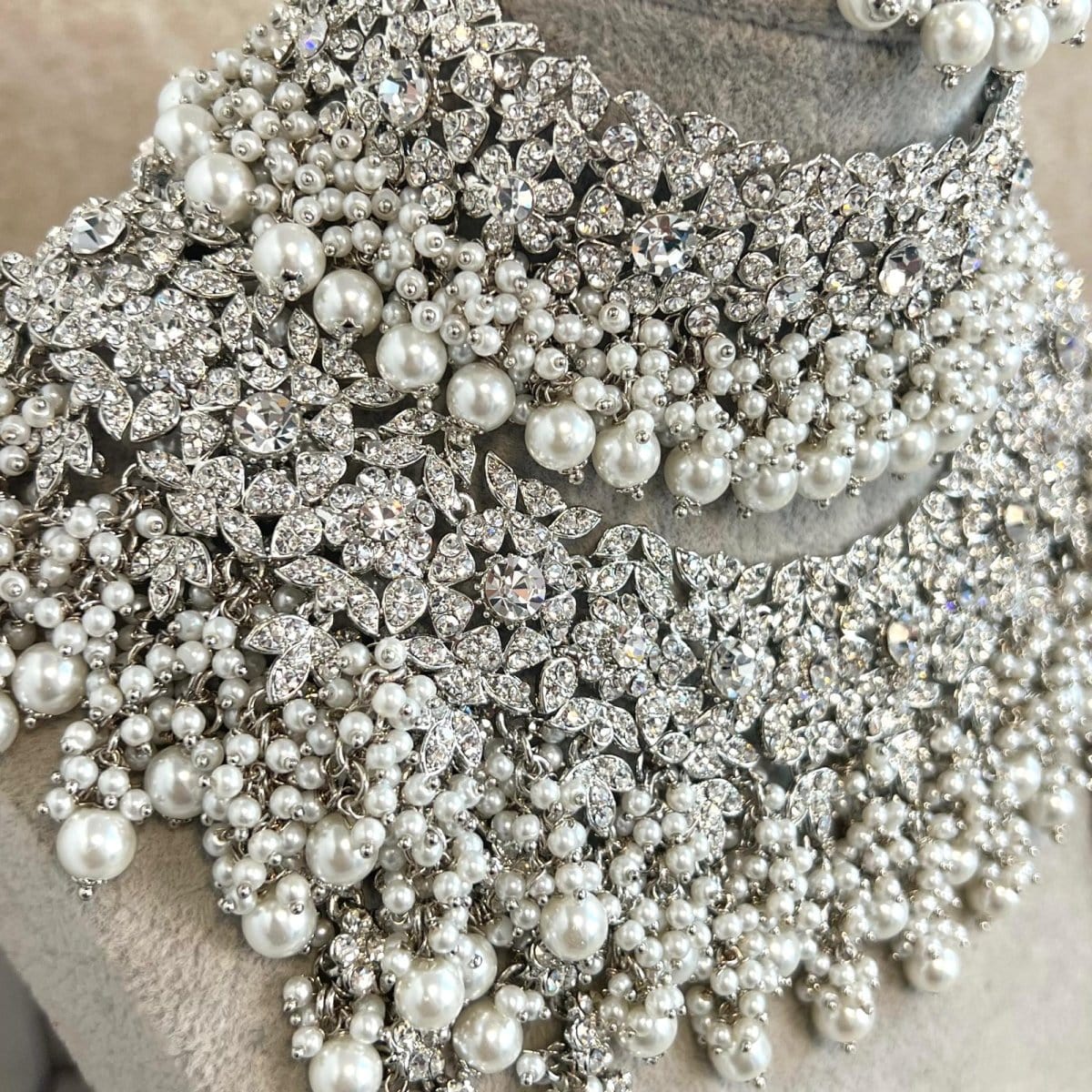 Yasmeen Bridal Necklace set - SOKORA JEWELSYasmeen Bridal Necklace set