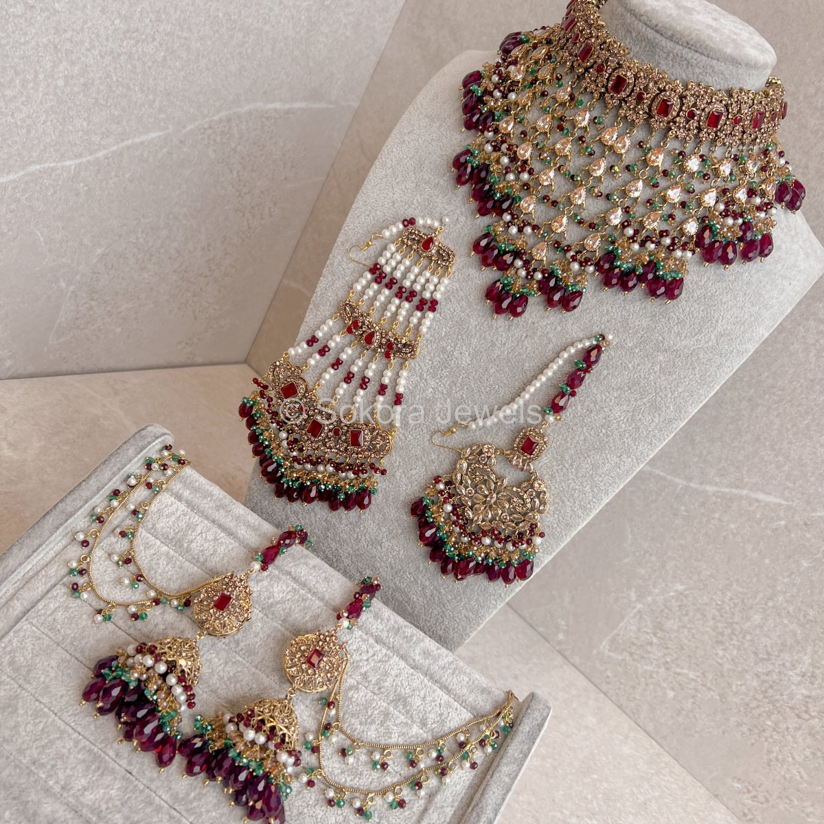 Zeenat Bridal Set - SOKORA JEWELSZeenat Bridal Set