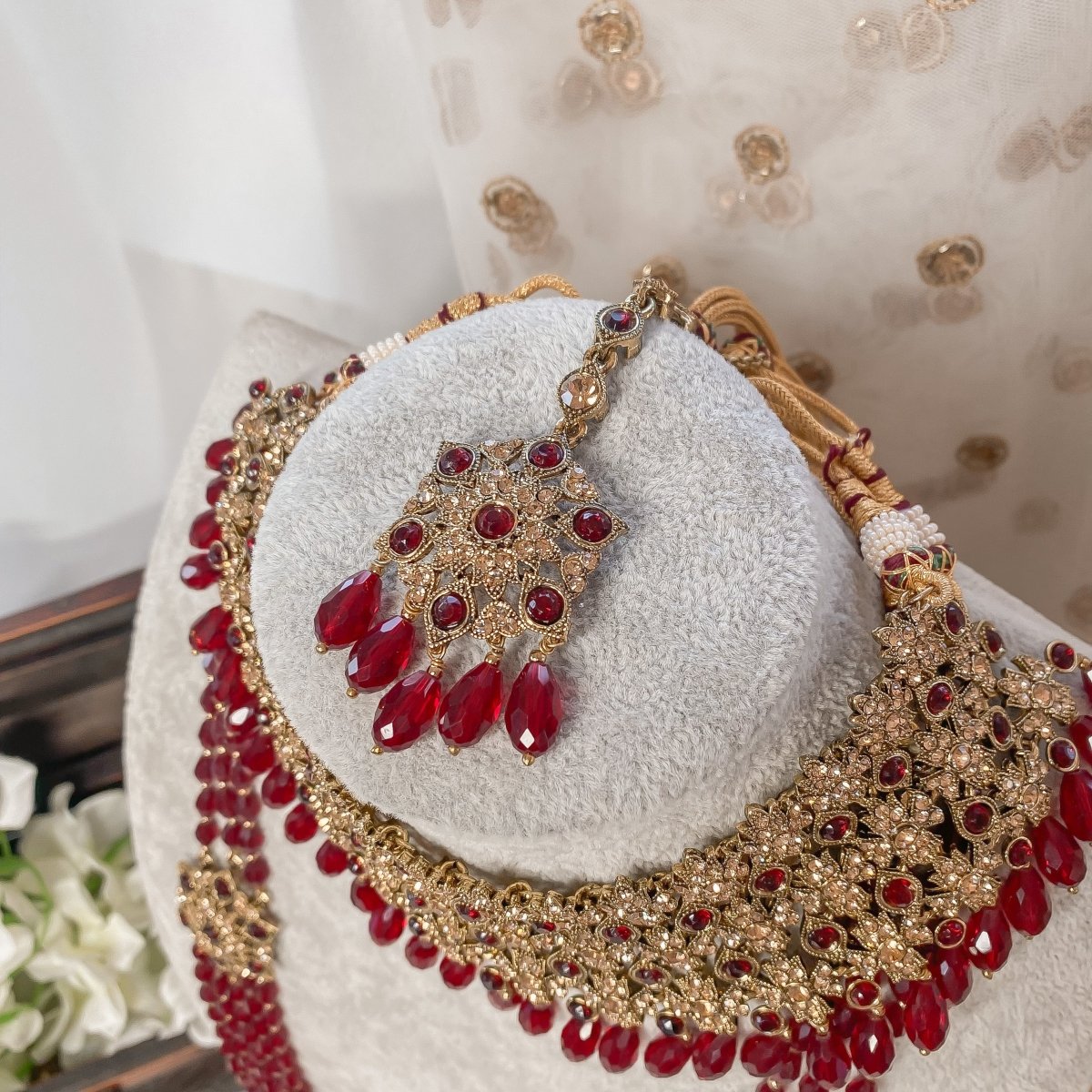 Bridal jewellery red and shop golden