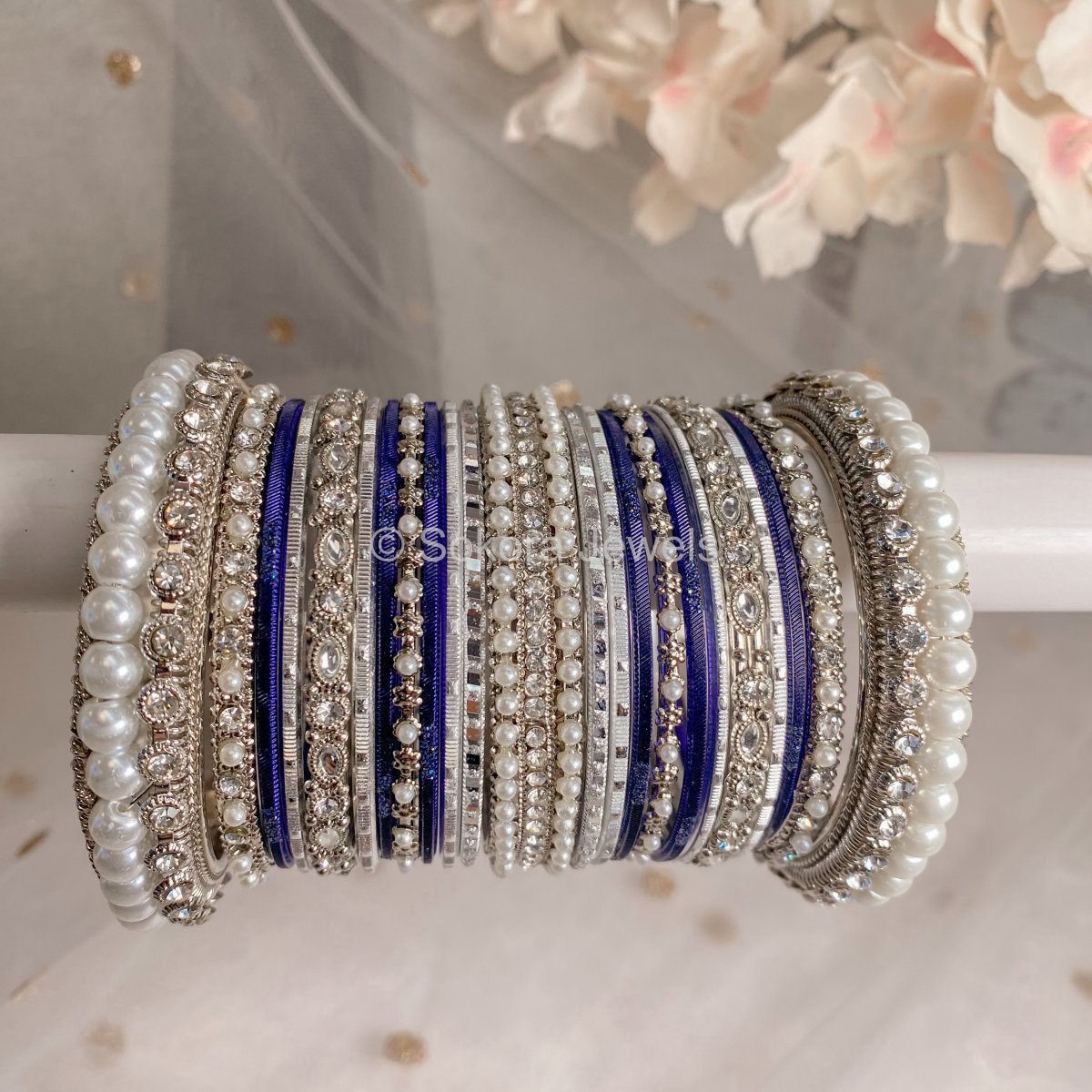 Chunky Pearl Bangle Set - Silver & Navy - SOKORA JEWELSChunky Pearl Bangle Set - Silver & NavyBANGLES