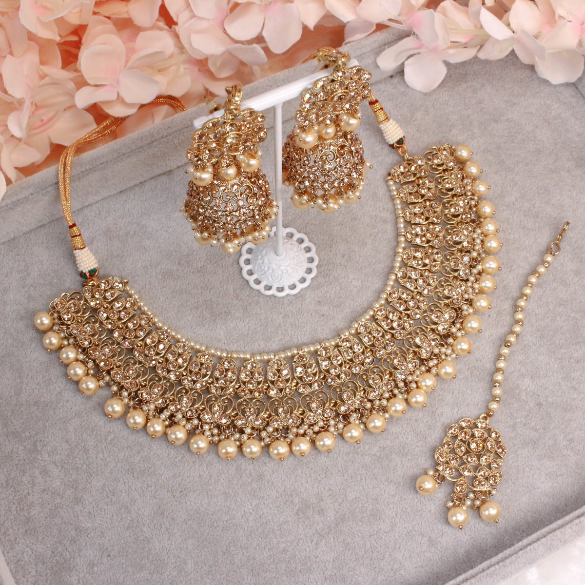 Best necklace 2025 set online