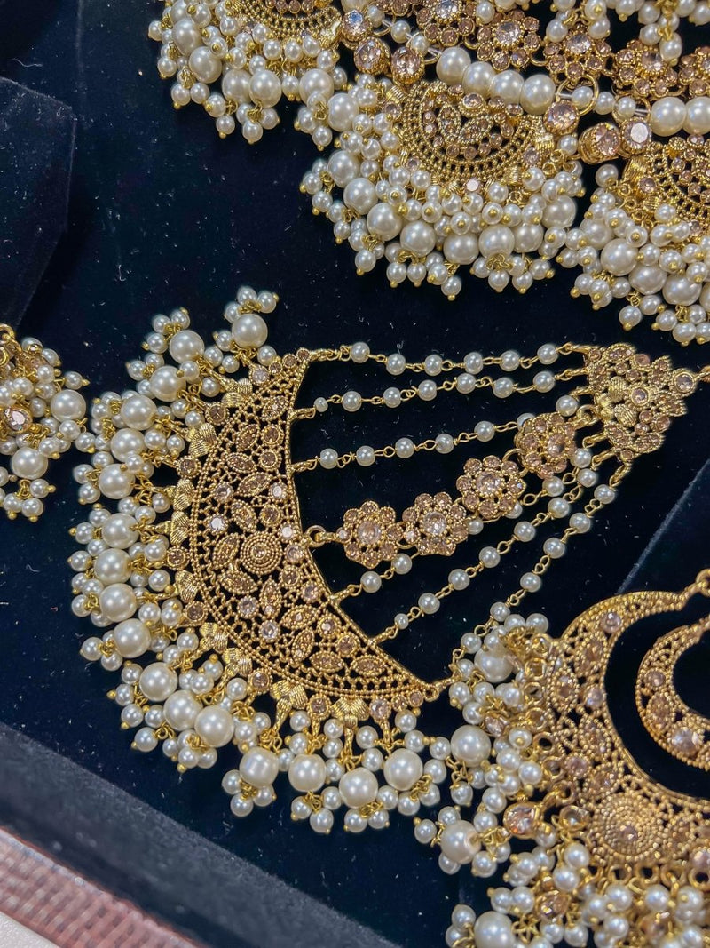 Enas Bridal necklace set - Pearl - SOKORA JEWELSEnas Bridal necklace set - Pearl