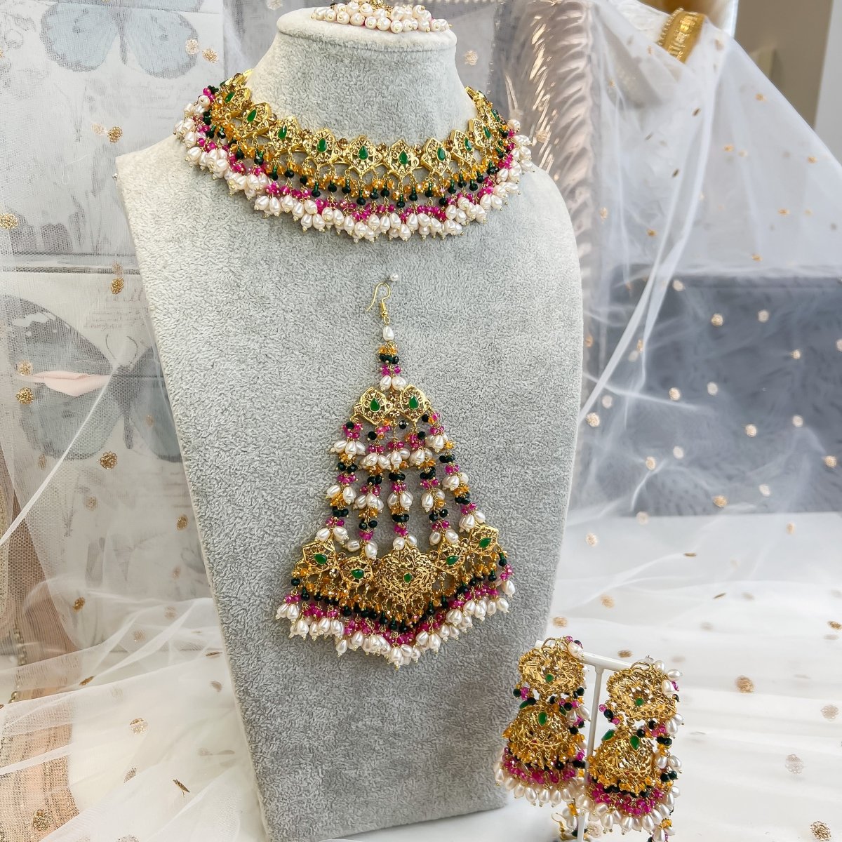Faiza Bridal necklace set - Multicolour - SOKORA JEWELSFaiza Bridal necklace set - Multicolour