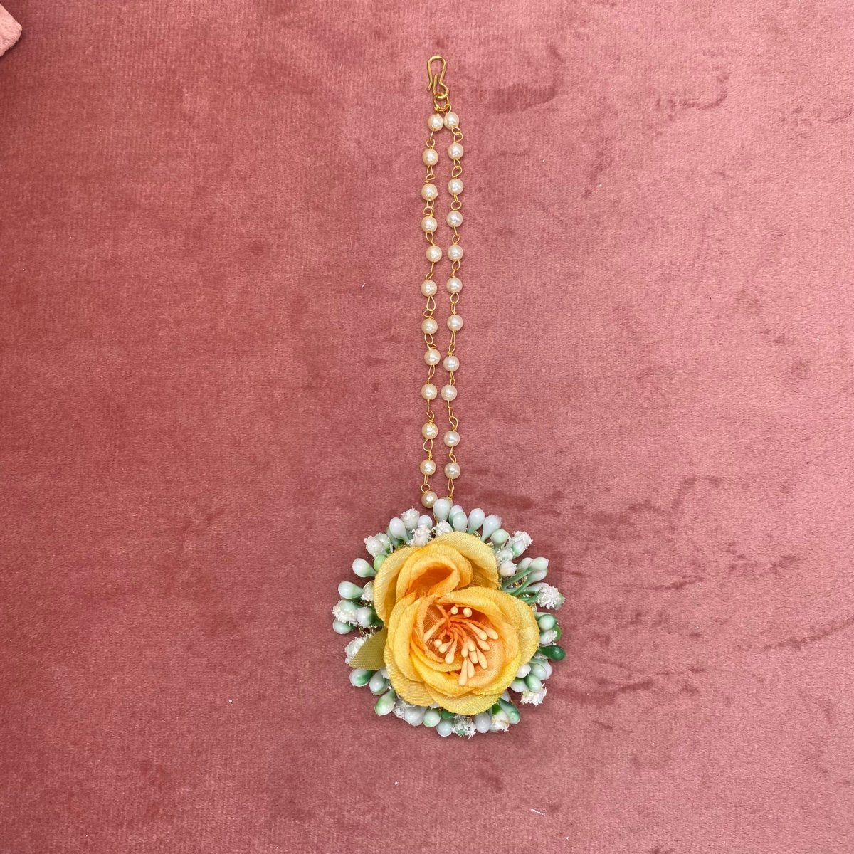 Simple hot sale flower jewellery