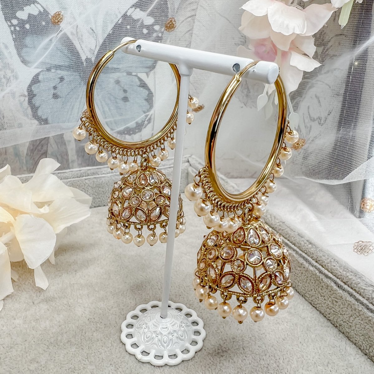 Buy online Gold Brass Jhumka Earring from fashion jewellery for Women by  Silvermerc Designs for ₹1539 at 68% off | 2024 Limeroad.com
