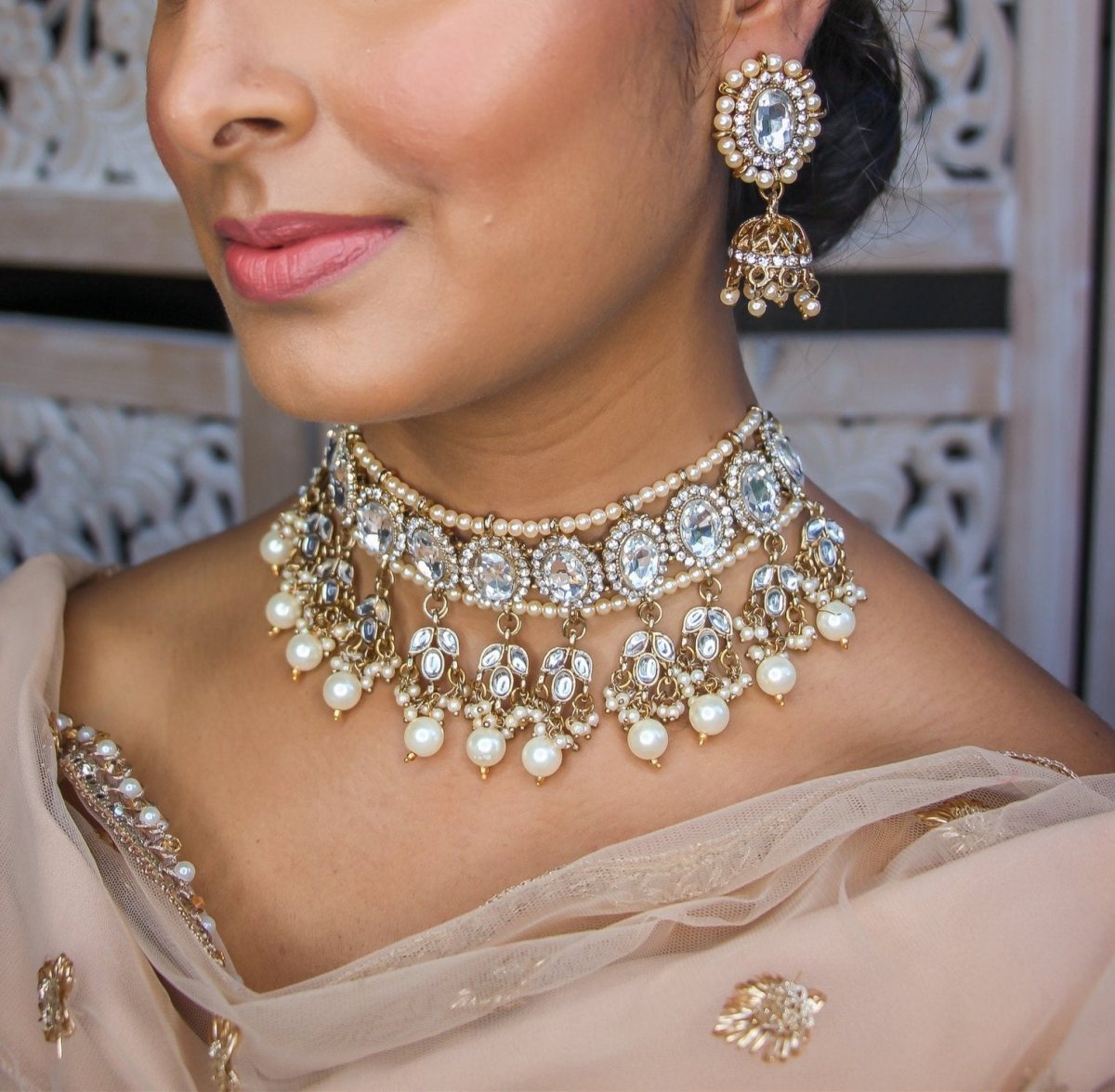 Most Attractive Bridal Choker Necklace Designs that will Sparkle your Eyes  | Choker necklace designs, Bridal fashion jewelry, Bridal necklace designs