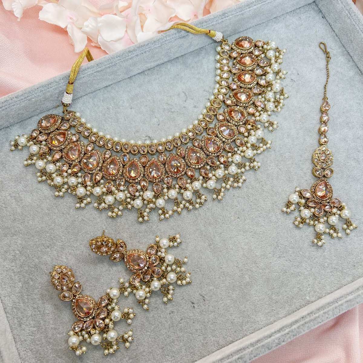 Hawwa Necklace set - Golden - SOKORA JEWELSHawwa Necklace set - Golden