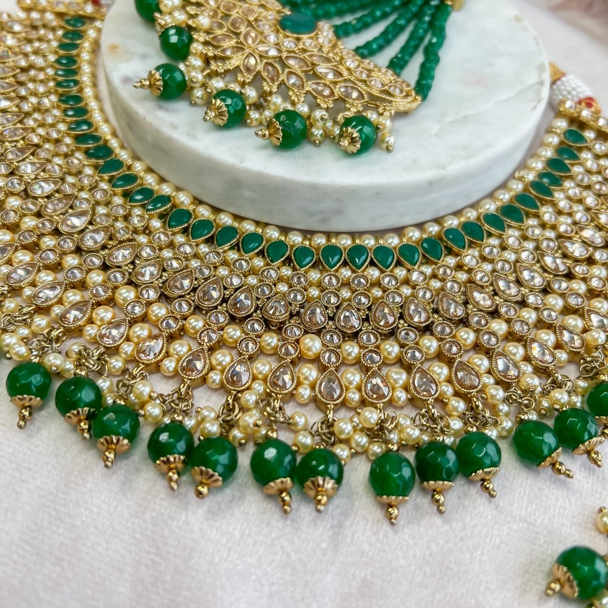 Bridal jewellery set on sale in green colour