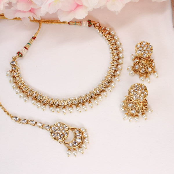 Jaina Faux Kundan Set - White - SOKORA JEWELSJaina Faux Kundan Set - WhiteNECKLACE SETS