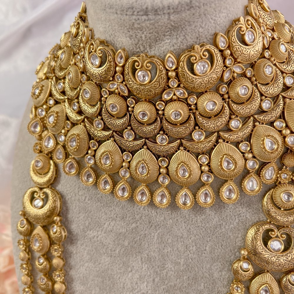 Latest kundan bridal hot sale jewellery sets