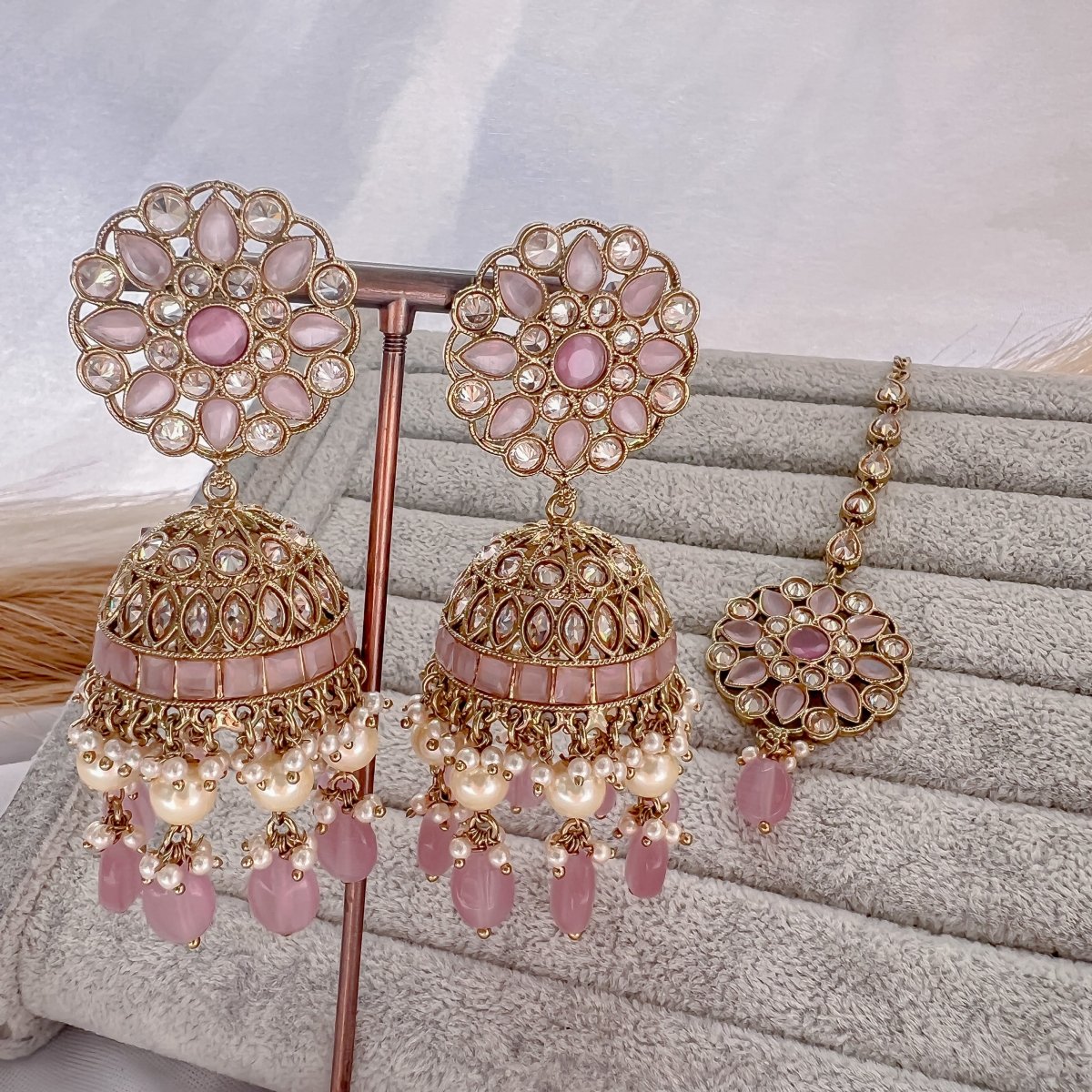 Buy Ruby Red Stone Studded Oxidised Silver Jhumka Earrings Online – The  Jewelbox