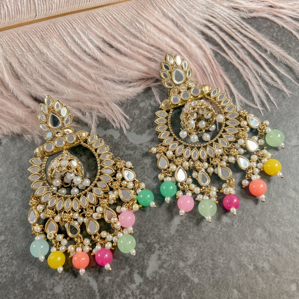 Emma: Round Chandbali Earrings & Maang Tikka Set