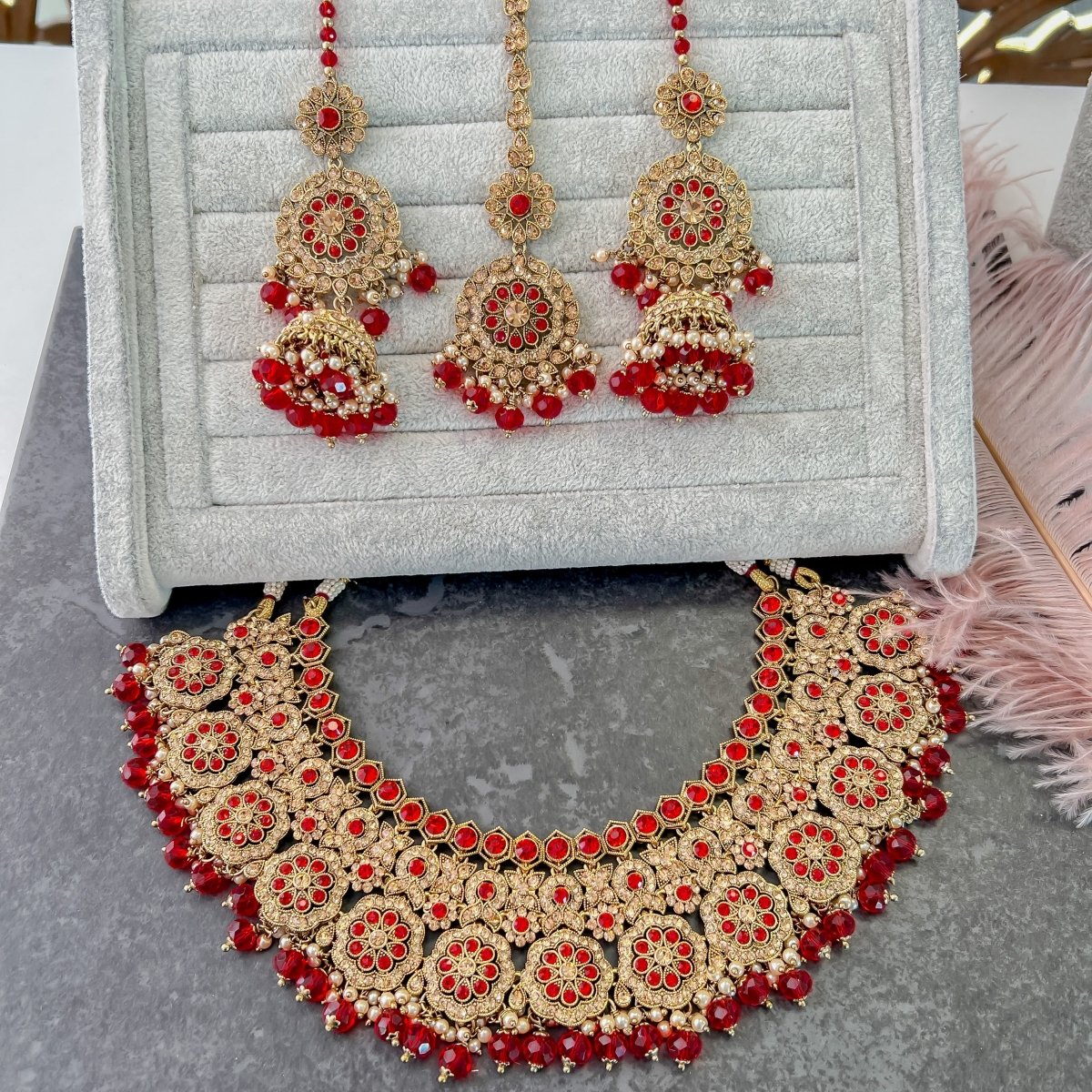 Mohini Antique Necklace set - Red - SOKORA JEWELSMohini Antique Necklace set - Red