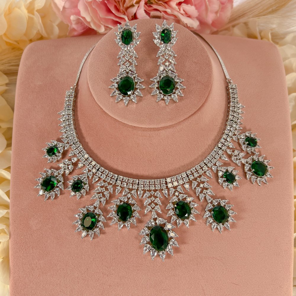 Nabila Emerald Drop Diamante Set - SOKORA JEWELSNabila Emerald Drop Diamante SetNECKLACE SETS