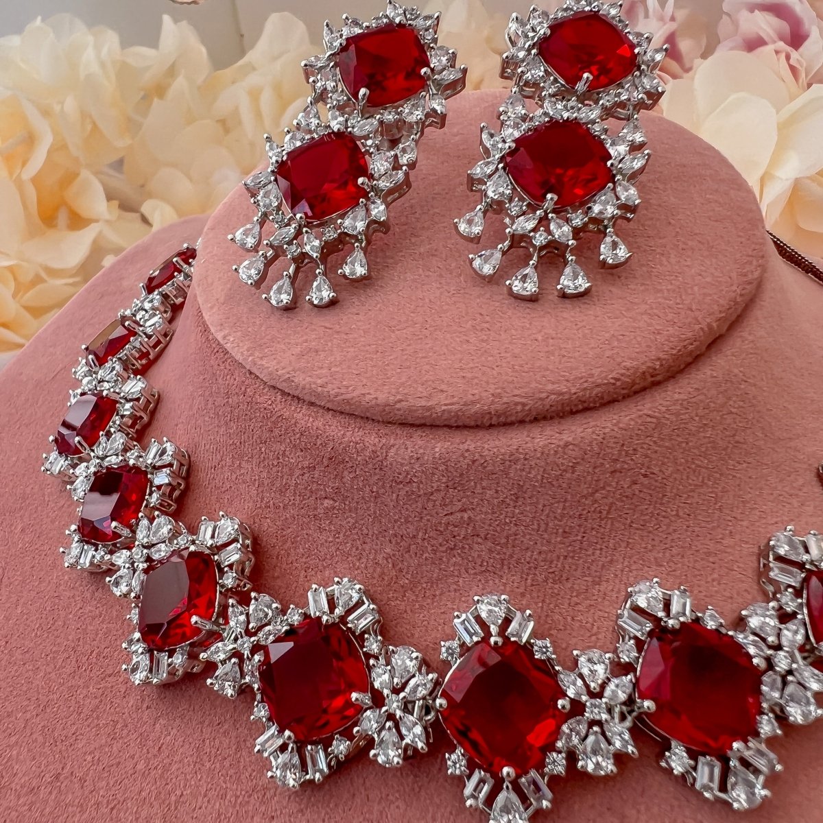 Neeya Diamante Set - Red - SOKORA JEWELSNeeya Diamante Set - RedNECKLACE SETS