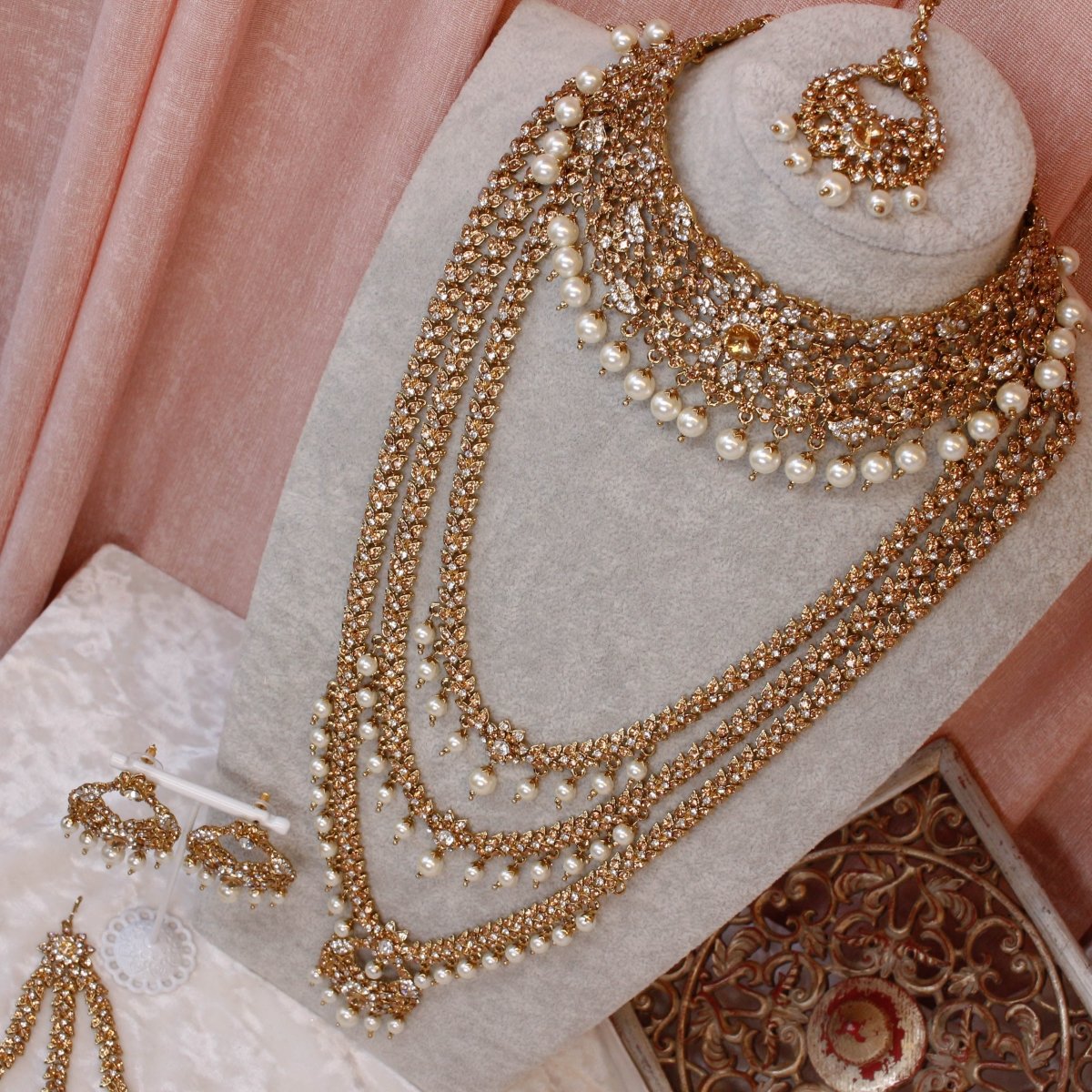 Shabnam Full Bridal Set - Golden - SOKORA JEWELSShabnam Full Bridal Set - Golden