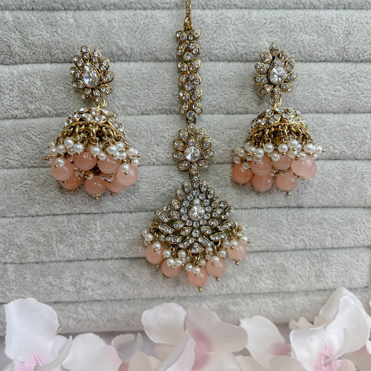 Kundan Maang Tikka Earrings Set, Size: 3 Inch at Rs 450/piece in Mumbai |  ID: 22982618291