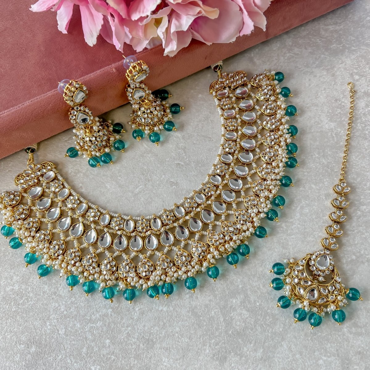 Kundan set clearance cost