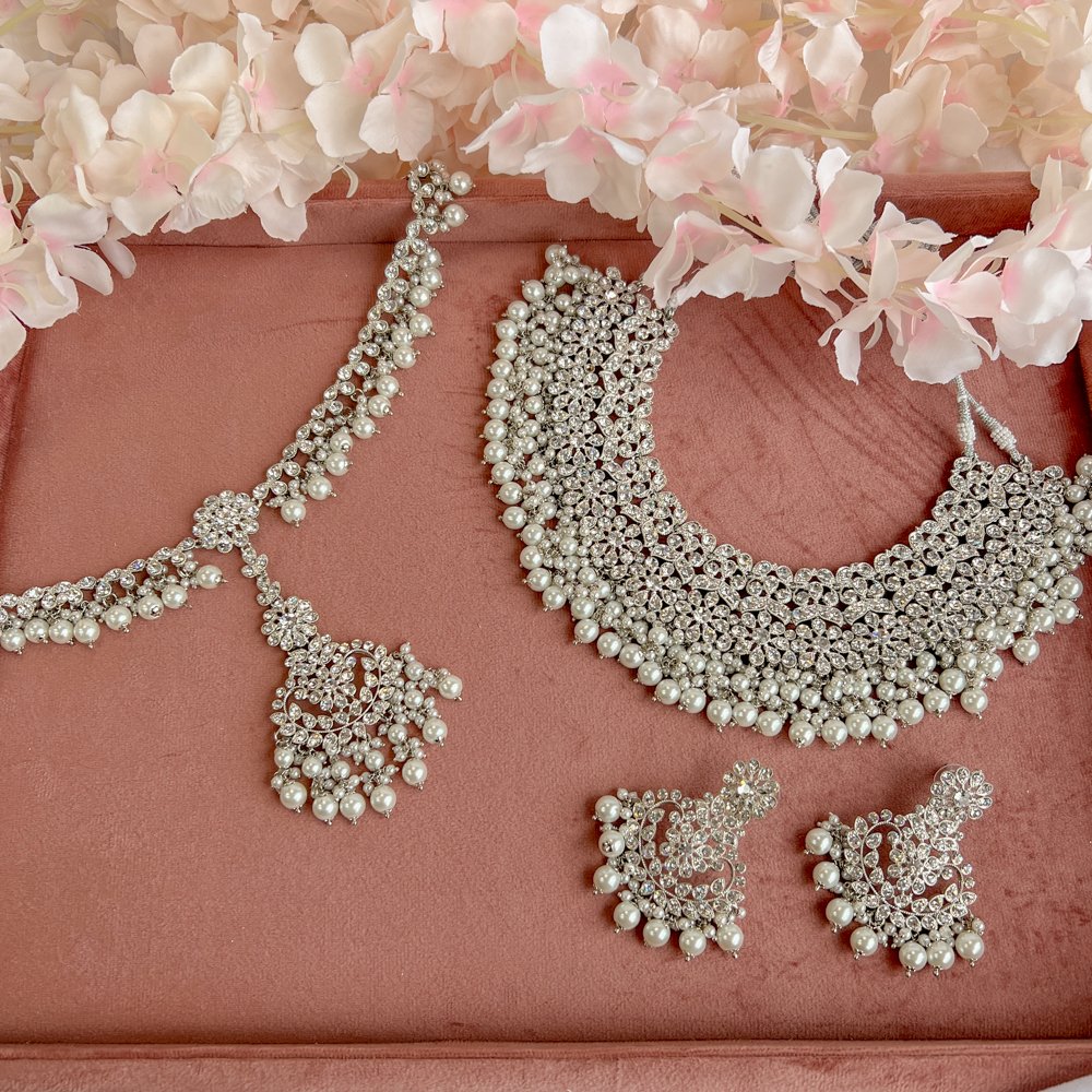 Shumi Necklace set - Silver - SOKORA JEWELSShumi Necklace set - Silver
