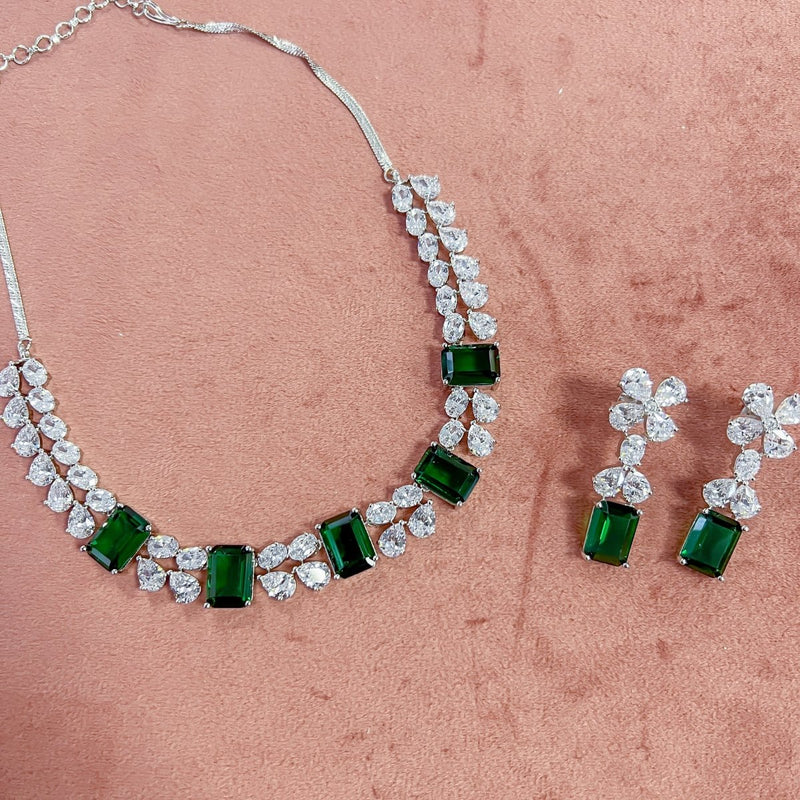 Small Diamante Set - Emerald - SOKORA JEWELSSmall Diamante Set - EmeraldNECKLACE SETS