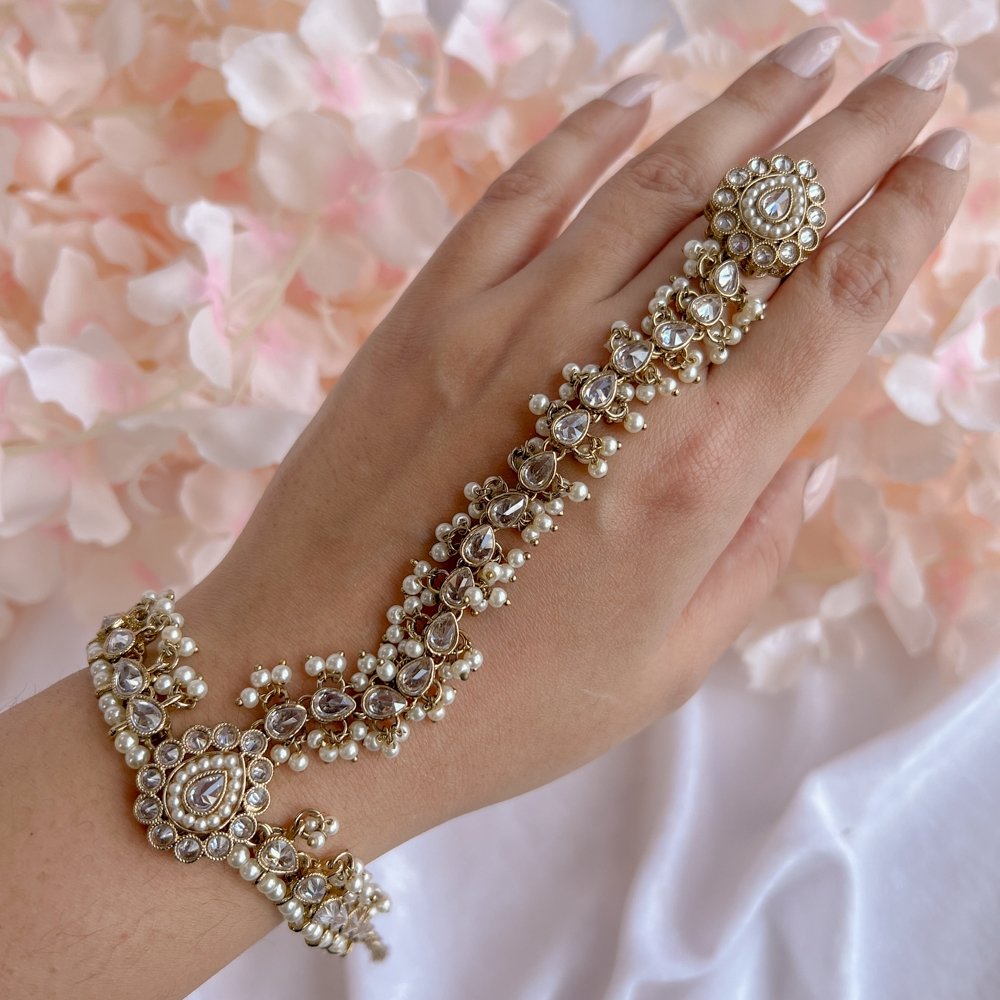 Statement Pearl Droplet Hand Harness - Clear/White - SOKORA JEWELSStatement Pearl Droplet Hand Harness - Clear/White