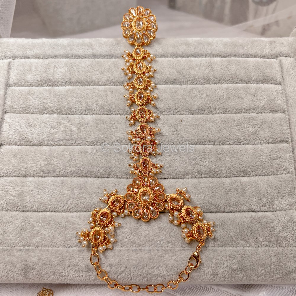 Vaanathi Bright Gold Hand Harness - SOKORA JEWELSVaanathi Bright Gold Hand Harness