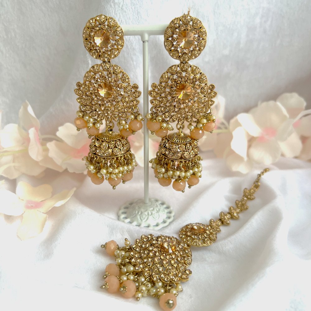 Yasmeen Earrings and Tikka - Peach - SOKORA JEWELSYasmeen Earrings and Tikka - Peach